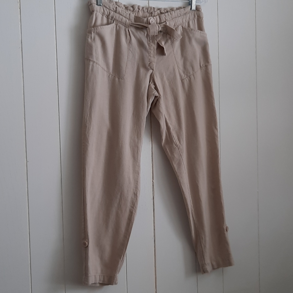 Cali1850  med tan linen pants